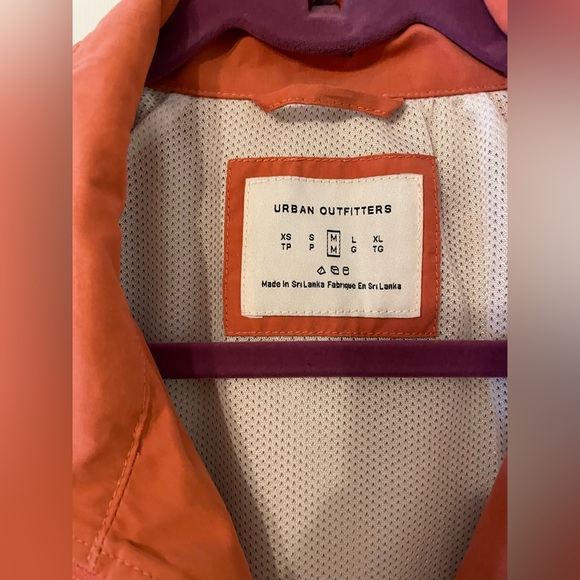 Urban Outfitters Retro Look
Track Jacket Size M Multi Color Full Zip Classic - Picture 4 of 7